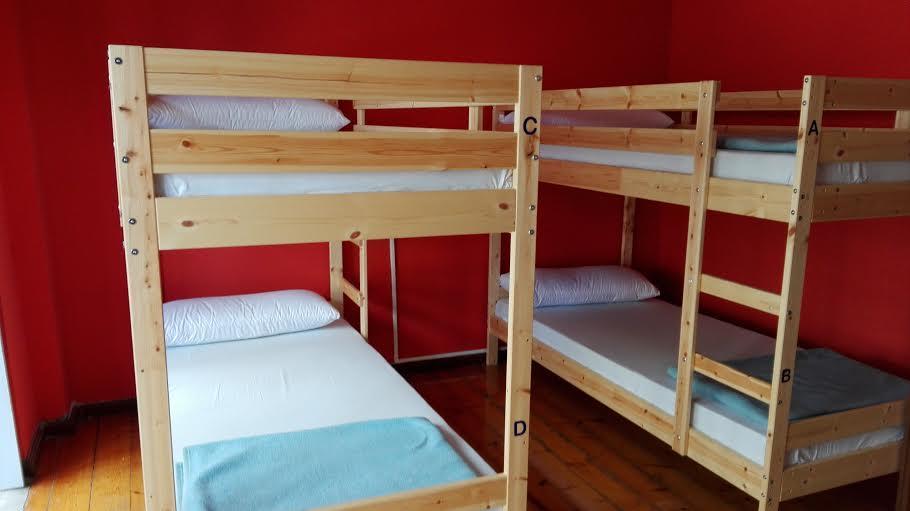 Albergue La Casona Del Peregrino Llanes Eksteriør billede